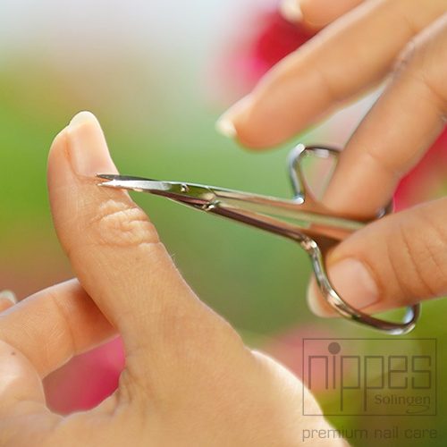 德國 弧形安全趾甲剪 Nail scissors 商品使用圖